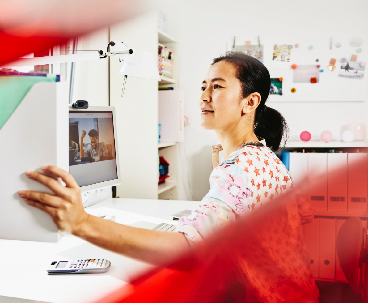 femme en télétravail